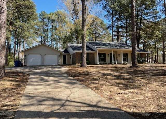 Property at 3841 Meyers St, Shreveport, LA 71119, 3 beds, 2 baths