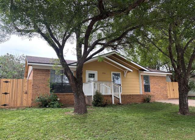 Property at 3741 Trinity Ln, Abilene, TX 79602, 3 beds, 2 baths