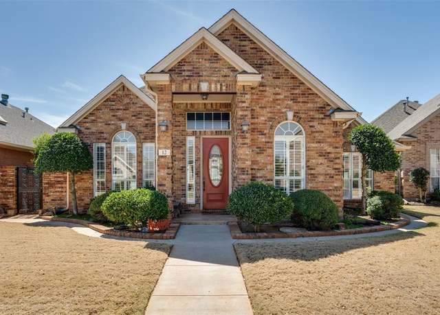 Property at 12 Park Place Ct, Wichita Falls, TX 76302, 3 beds, 3 baths