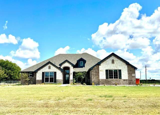 Property at 1623 Emilia Dr, Farmersville, TX 75442, 3 beds, 3 baths
