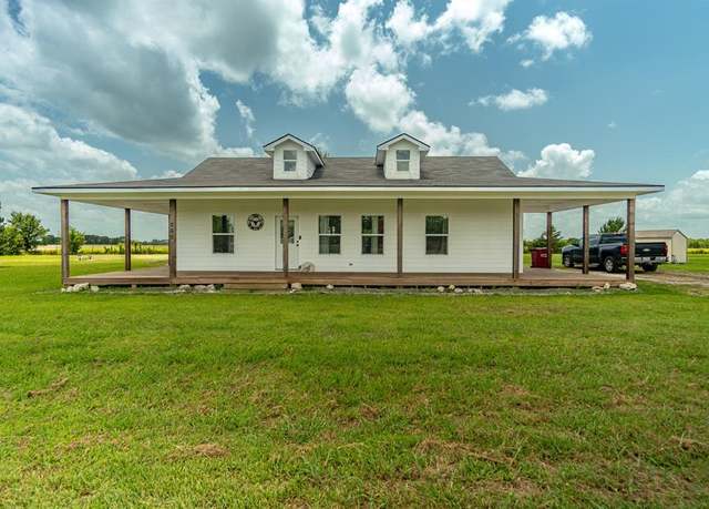 Property at 265 County Road 3055, Bonham, TX 75418, 3 beds, 2 baths