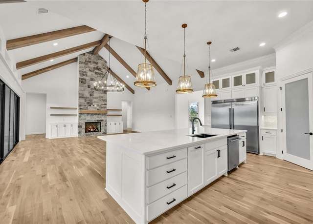 Property at 744 Cooper Trl, Weatherford, TX 76087, 4 beds, 3.5 baths