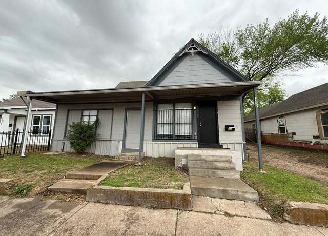 Property at 1132 E Hattie St, Fort Worth, TX 76104, 2 beds, 2 baths