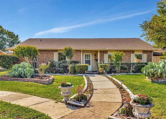 Property at 457 Woodway Dr, Coppell, TX 75019, 4 beds, 2 baths