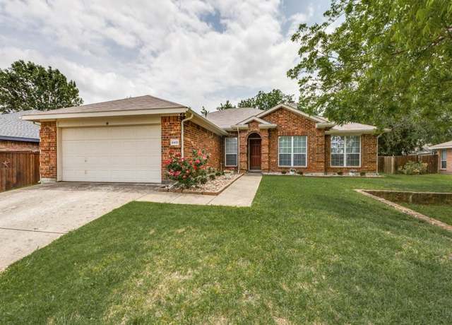 Property at 8410 Victory St, Rowlett, TX 75089, 4 beds, 2 baths