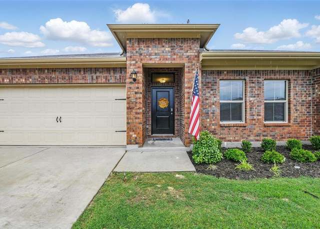 Property at 8557 Big Apple Dr, Fort Worth, TX 76179, 4 beds, 2 baths