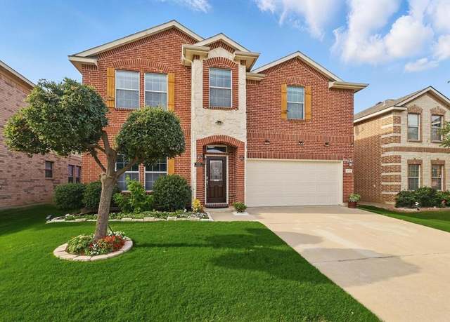 Property at 1717 Quail Grove Dr, Fort Worth, TX 76177, 4 beds, 2.5 baths