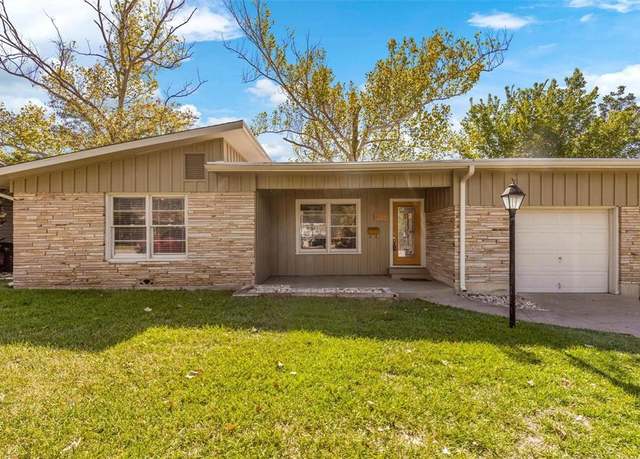 Property at 3821 Willomet Ave, Fort Worth, TX 76133, 2 beds, 1 bath