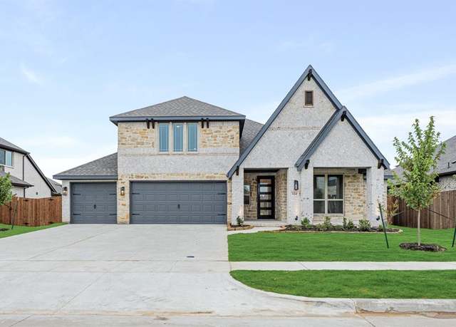 Property at 124 Claywood Dr, Glenn Heights, TX 75154, 4 beds, 3 baths
