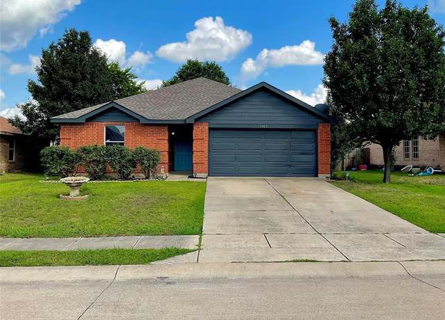 Property at 1812 Ridgecrest Dr, Terrell, TX 75160, 3 beds, 2 baths