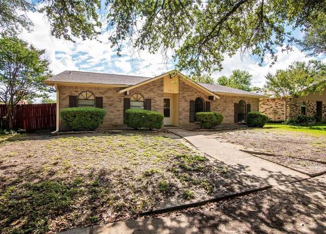 Property at 5614 Christie Ln, Garland, TX 75044, 3 beds, 2 baths