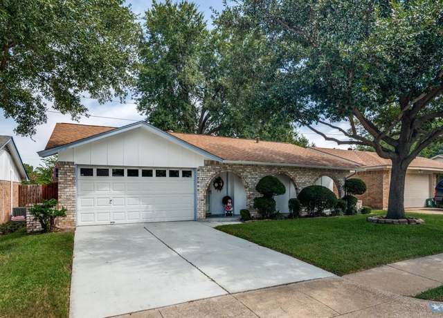 Property at 221 E Grubb Dr, Mesquite, TX 75149, 3 beds, 2 baths