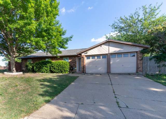Property at 5321 Weddington Ct, Fort Worth, TX 76133, 4 beds, 2 baths