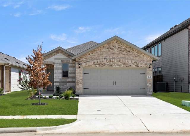 Property at 1641 Meadow Crest Dr, Aubrey, TX 76227, 3 beds, 2 baths