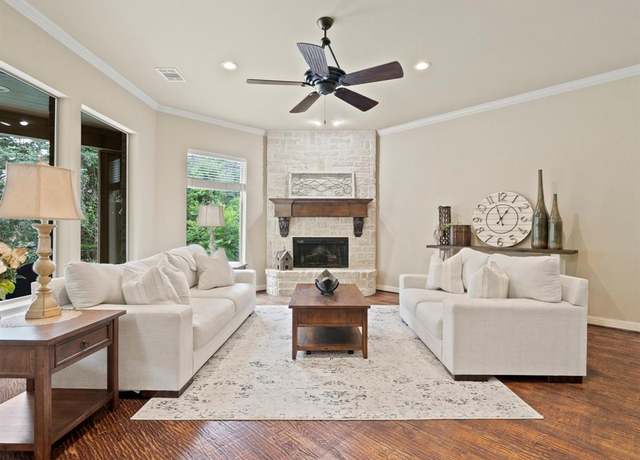 Property at 10 Tennis Village Dr, Heath, TX 75032, 4 beds, 3 baths