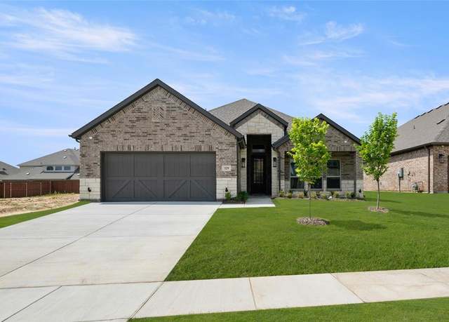 Property at 329 Lovett Ln, Burleson, TX 76028, 4 beds, 3 baths