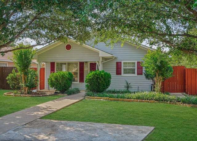 Property at 1011 Reed Rd, Denton, TX 76205, 4 beds, 2 baths