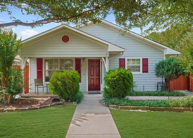 Property at 1011 Reed Rd, Denton, TX 76205, 4 beds, 2 baths