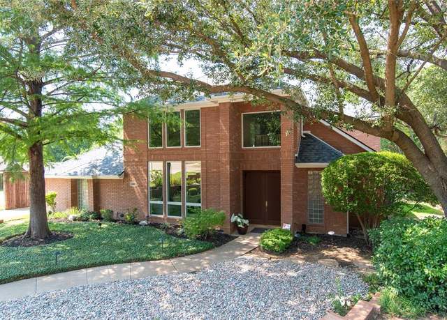 Property at 3801 Hillside Trl, Grapevine, TX 76051, 4 beds, 3.5 baths