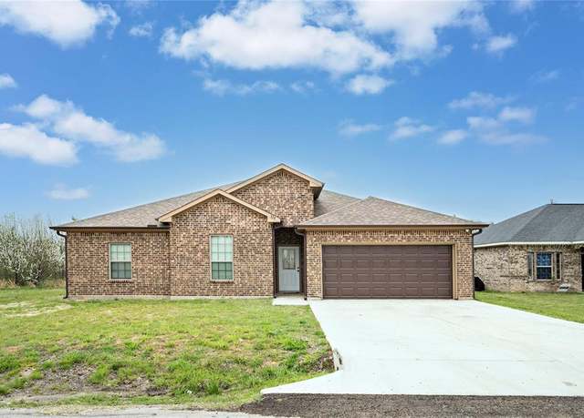 Property at 324 Windjammer Rd, Gun Barrel City, TX 75156, 4 beds, 2 baths