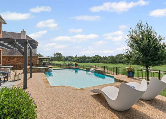 Property at 6502 Lakecrest Dr, Sachse, TX 75048, 4 beds, 3.5 baths