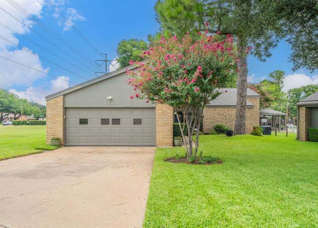 Property at 1806 Eastwood Ct, Grand Prairie, TX 75050, 3 beds, 2 baths