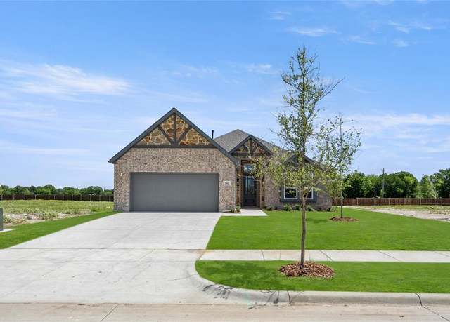 Property at 1882 Silver Birch Rd, Waxahachie, TX 75165, 4 beds, 3 baths