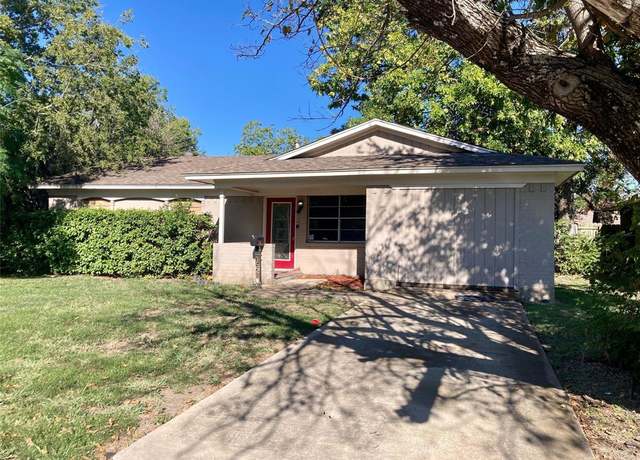 Property at 3525 Emerald Dr, Mesquite, TX 75150, 6 beds, 3 baths
