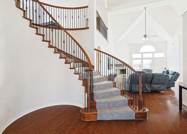 Property at 8154 Painted Tree Trl, Fort Worth, TX 76131, 5 beds, 3.5 baths