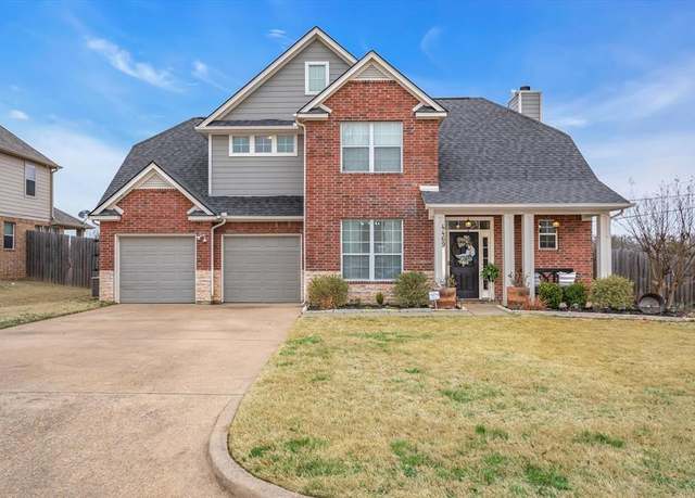 Property at 4469 Etheridge Cir, Canton, TX 75103, 3 beds, 2.5 baths