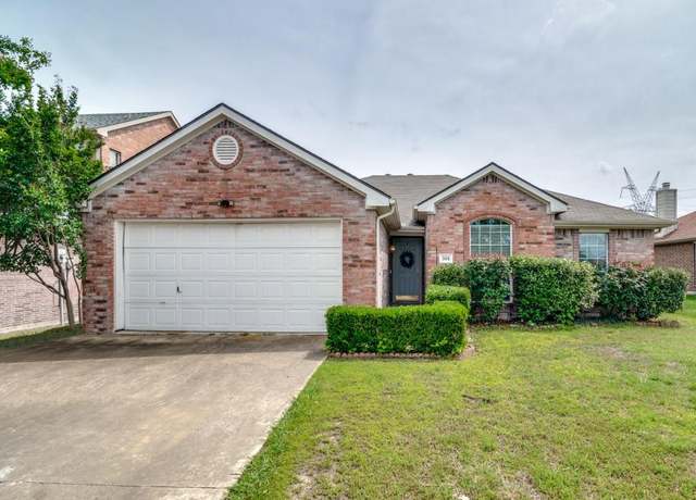 Property at 305 Rustic Meadows Dr, Royse City, TX 75189, 3 beds, 2 baths