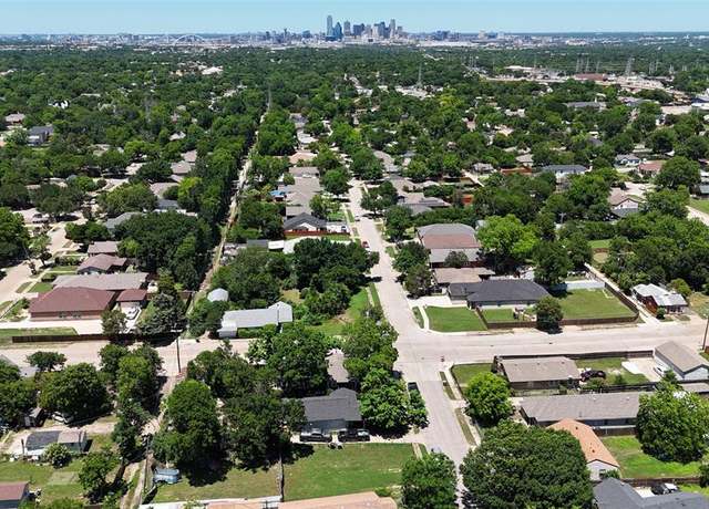 Property at 2811 Fernwood Ave, Dallas, TX 75216