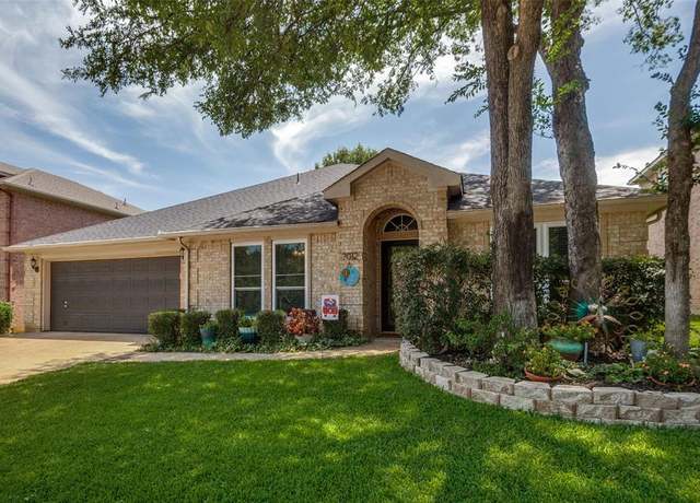 Property at 7012 Greenspoint Dr, Arlington, TX 76001, 4 beds, 2 baths