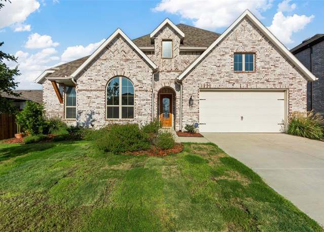 Property at 2025 St Andrews Dr, Celina, TX 75009, 4 beds, 3 baths