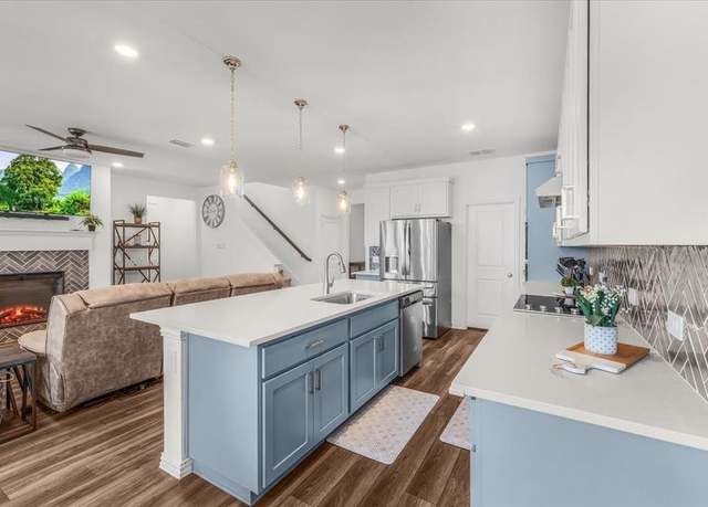 Property at 1632 Pine Valley Dr, Fort Worth, TX 76052, 4 beds, 2.5 baths