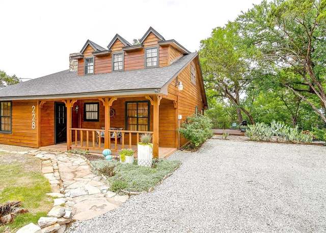 Property at 228 Rock Harbor Dr, Granbury, TX 76048, 4 beds, 2 baths