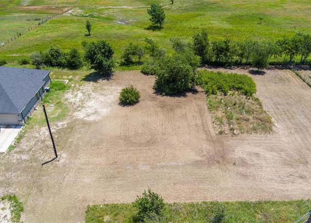 Property at 126 Tilly Ln, Decatur, TX 76234