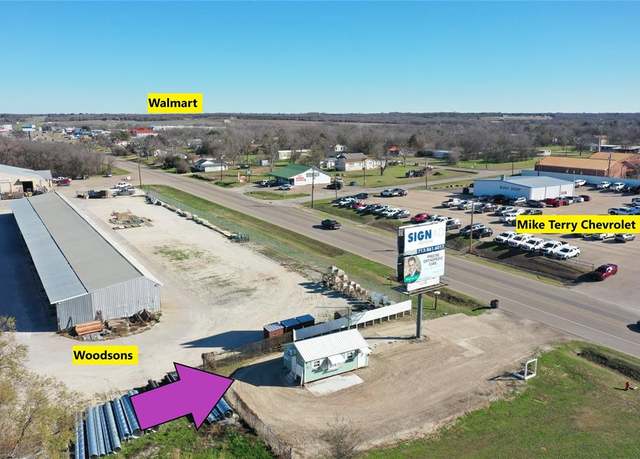 Property at 1123 E Milam St, Mexia, TX 76667