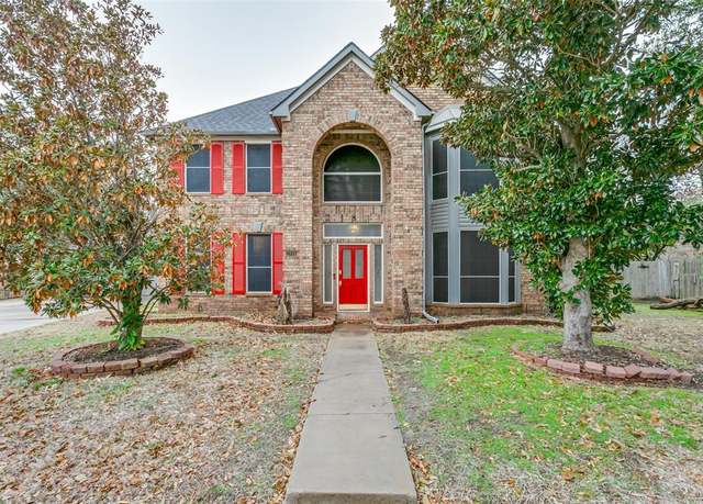 Property at 2815 Springhill Dr, Grapevine, TX 76051, 4 beds, 2.5 baths