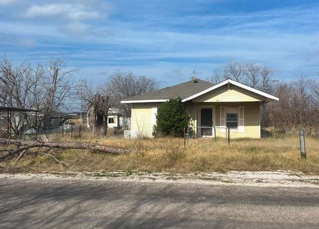 Property at 1208 Mancil Ave, Cisco, TX 76437, 2 beds, 1 bath