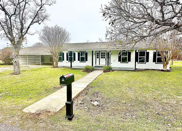 Property at 731 S Gilbert St, Edna, TX 77957, 2 beds, 2 baths