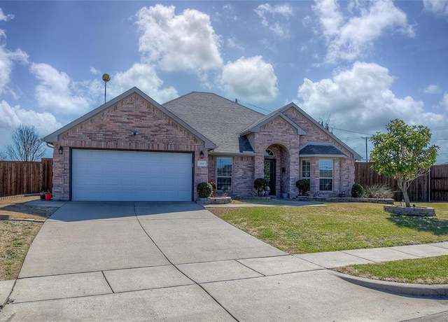 Property at 100 Enchanted Forest Dr, Wylie, TX 75098, 3 beds, 2 baths