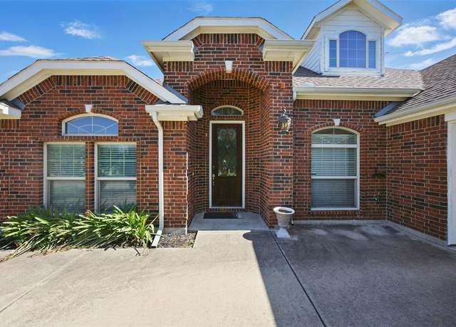 Property at 707 Cross Creek Dr, Cedar Hill, TX 75104, 4 beds, 2.5 baths