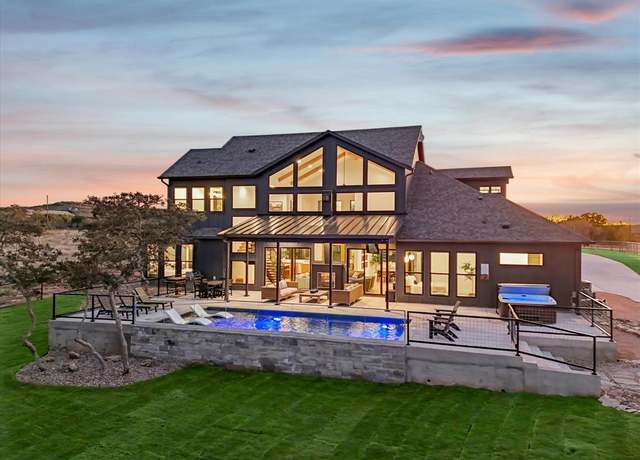 Property at 1016 Bluff Creek Dr, Strawn, TX 76475, 5 beds, 4.5 baths