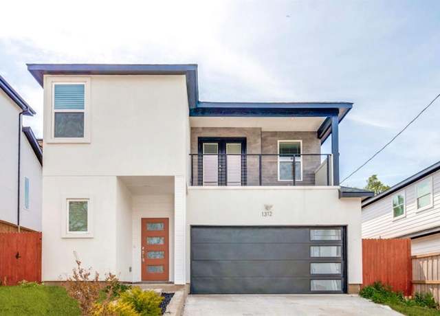 Property at 1312 Valley St, Dallas, TX 75203, 3 beds, 2.5 baths