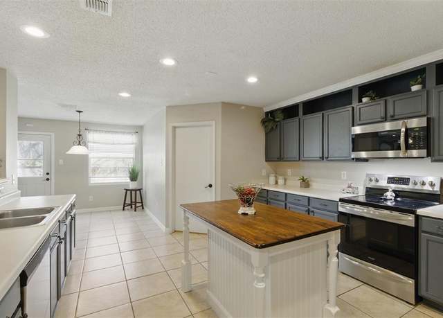 Property at 5436 Devils River Dr, Mckinney, TX 75071, 5 beds, 4 baths