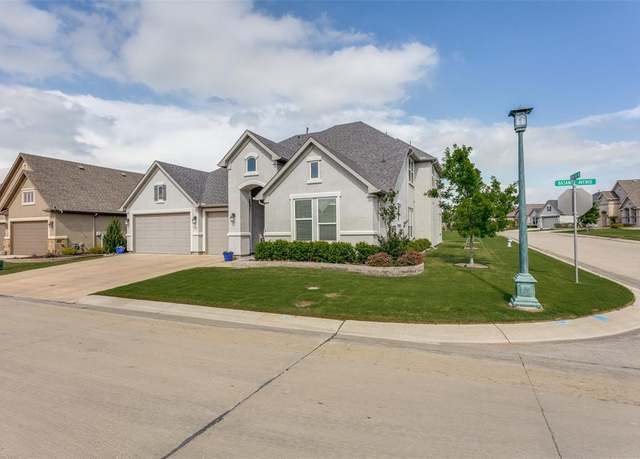 Property at 8813 Basanite Ave, Denton, TX 76207, 3 beds, 3.5 baths