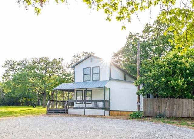 Property at 1764 County Road 2535, Decatur, TX 76234, 3 beds, 2 baths