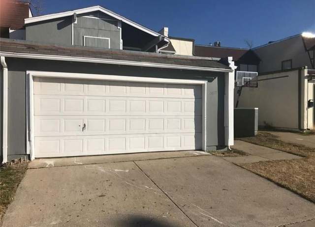 Property at 2418 Las Brisas St, Fort Worth, TX 76119, 4 beds, 2 baths