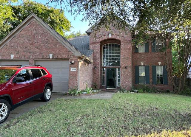 Property at 2833 Ingram Dr, Grand Prairie, TX 75052, 4 beds, 2.5 baths